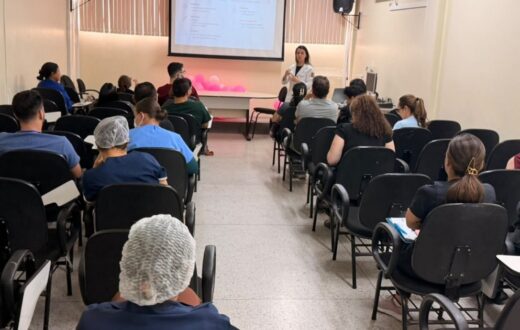Ensino em serviço acompanha recuperação de bebê após quadro pulmonar na Moura Tapajóz