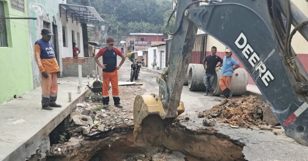 Resíduos encontrados em tubulação antecedem recuperação de drenagem na Cidade Nova