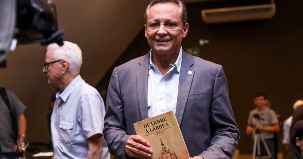Lei associa divulgação de escritores a incentivo à leitura no Amazonas
