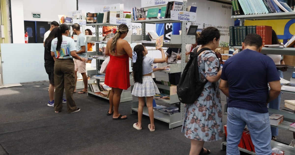 Público poderá escolher livros gratuitamente em campanha da IOA em Manaus