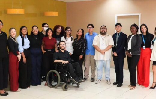 Visita de universitários à Câmara de Manaus expõe rotina da comunicação legislativa